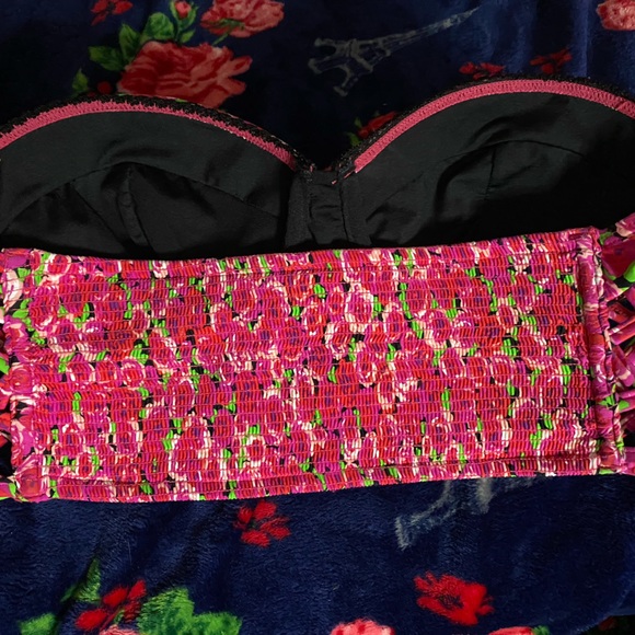 RARE Betsey Johnson Strapless Floral Bikini Top - Picture 4 of 7